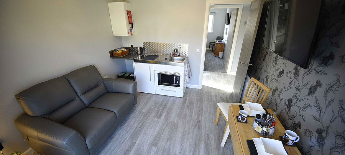 Thistle Dubh Dandy is a self catering accommodation in Portree with open plan design