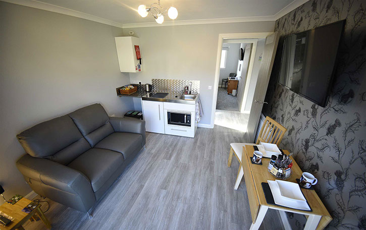 Thistle Dubh Dandy is a self catering accommodation in Portree with open plan design
