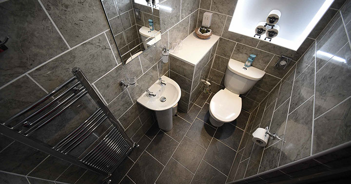 Thistle Dubh Dandy self catering accommodation apartment suite in Portree contains a modern bathroom