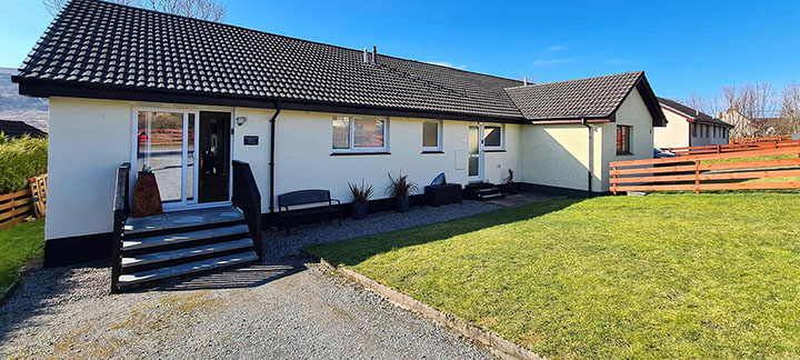 Thistle Dubh Dandy offers private secure parking to our guests in a quiet area